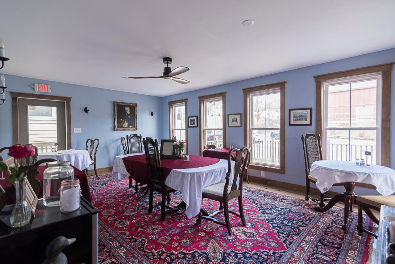 Light Horse Inn ハーパーズ・フェリー エクステリア 写真